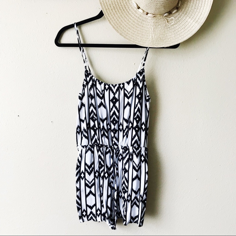 Black and White Tribal Print Romper with Pockets S